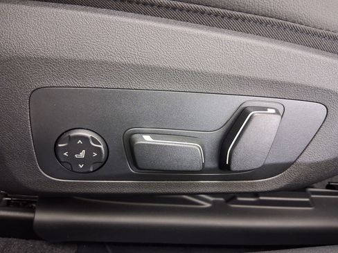 New 2026 BMW 430i Convertible w/ M Sport Package image 13