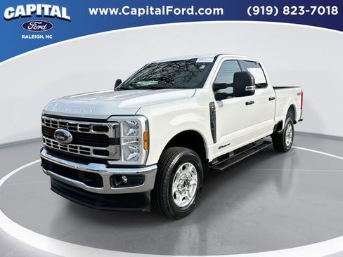 Certified 2025 Ford F250 XLT image 1