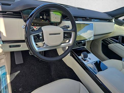 New 2026 Land Rover Range Rover SE AWD/4WD image 16