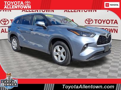 Used 2023 Toyota Highlander LE