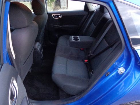 Used 2015 Nissan Sentra SR w/ Navigation Package image 11