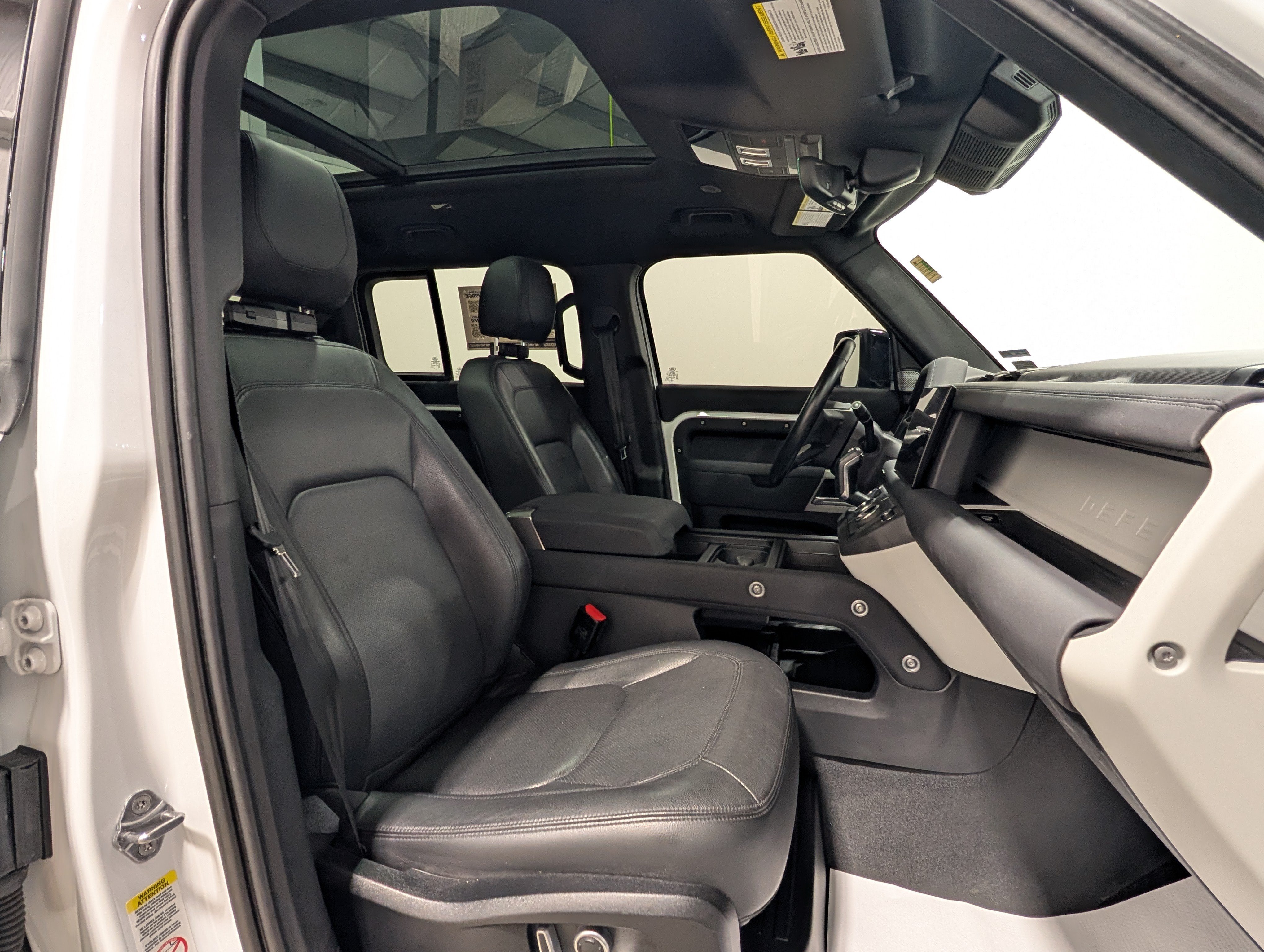Used 2023 Land Rover Defender 130 S AWD/4WD image 22