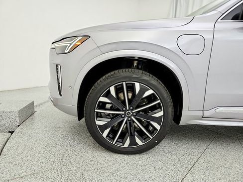 New 2026 Volvo XC90 T8 Plus w/ Protection Package AWD/4WD image 30