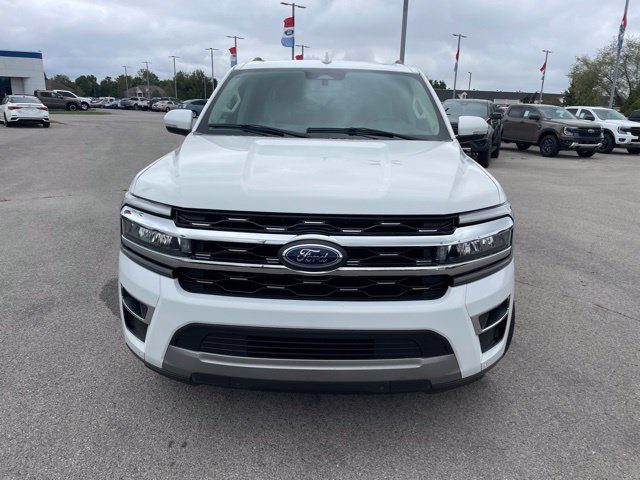 Used 2024 Ford Expedition Max Limited AWD/4WD image 3