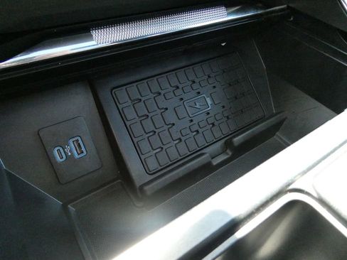 Used 2023 Ford F150 Raptor AWD/4WD image 33