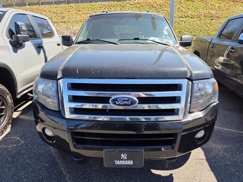 Used 2014 Ford Expedition Limited image 2