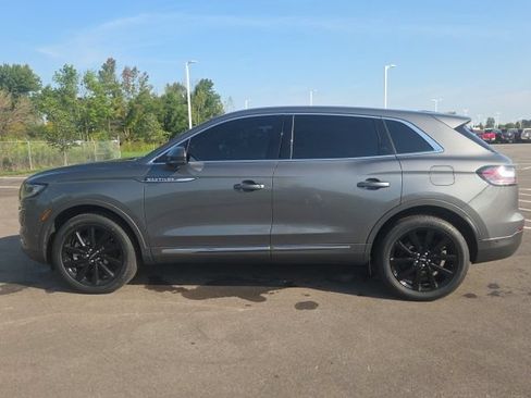 Used 2023 Lincoln Nautilus Reserve AWD/4WD image 15