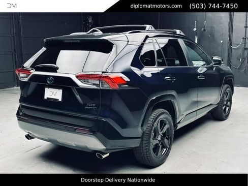 Used 2021 Toyota RAV4 XSE AWD/4WD image 7