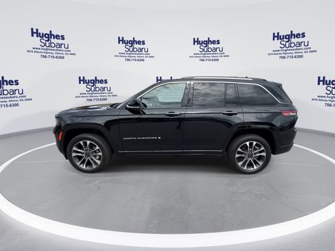 Used 2023 Jeep Grand Cherokee Overland w/ Luxury Tech Group IV AWD/4WD image 7