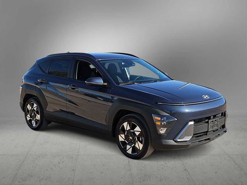 Certified 2025 Hyundai Kona SEL image 2