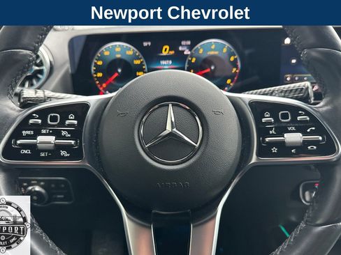 Used 2023 Mercedes-Benz GLA 250 4MATIC image 24