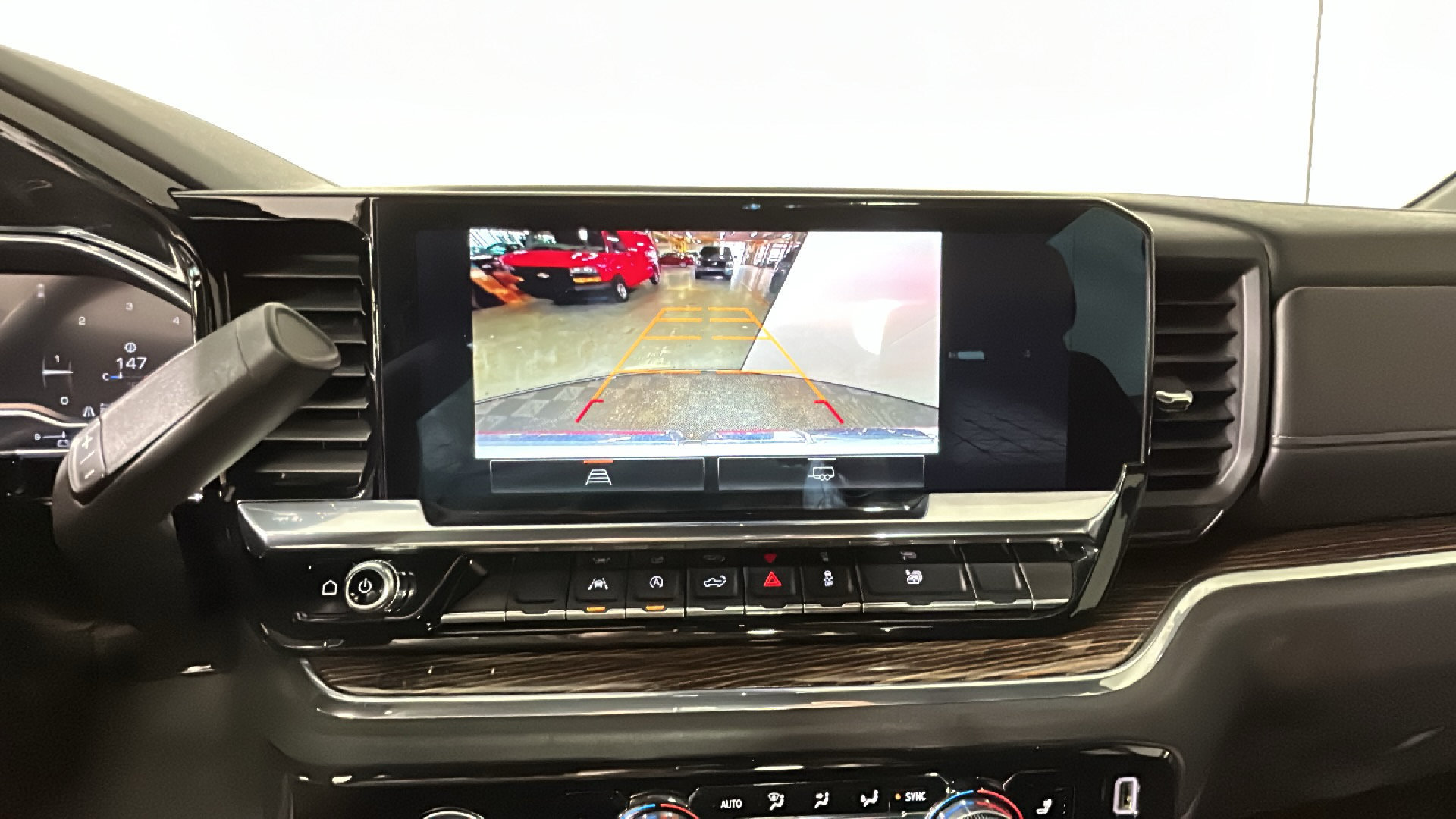 Used 2024 GMC Sierra 1500 SLE AWD/4WD image 28