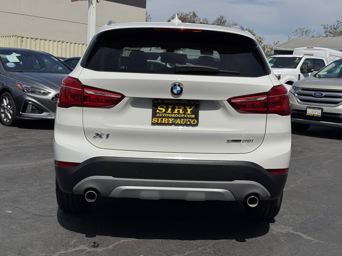 Used 2018 BMW X1 sDrive28i FWD image 12