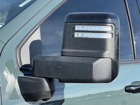 Used 2026 Chevrolet Silverado 3500 LTZ w/ LTZ Plus Package image 52