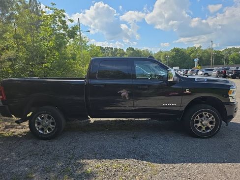 Used 2024 RAM 2500 Laramie w/ Safety Group AWD/4WD image 9