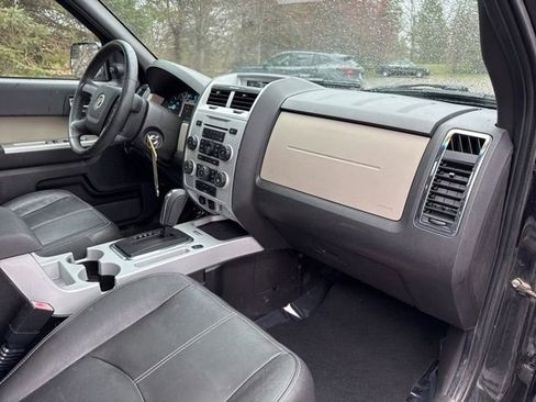 Used 2010 Mercury Mariner Premier FWD image 25
