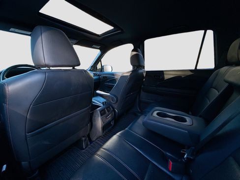 Used 2022 Honda Pilot TrailSport image 24