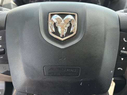Used 2019 RAM ProMaster 2500 FWD image 12
