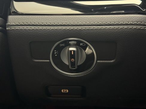 Used 2017 Mercedes-Benz SL 63 AMG SL 63 AMG image 16