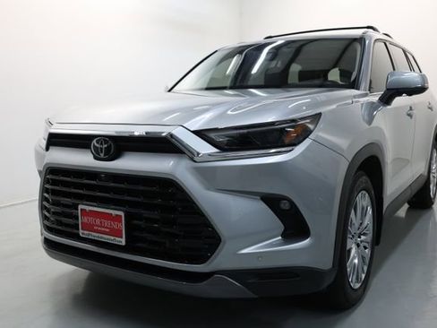 Used 2024 Toyota Grand Highlander Platinum image 50