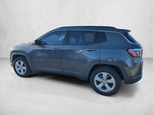 Used 2018 Jeep Compass Latitude w/ Safe & Security Group FWD image 7