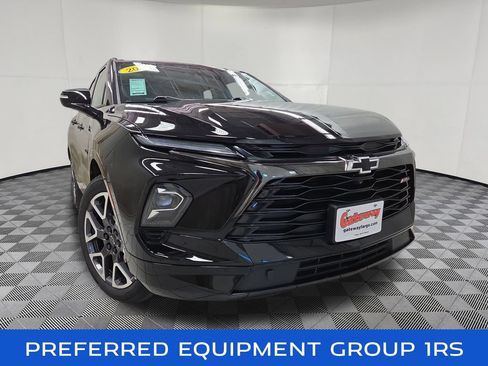 Used 2023 Chevrolet Blazer RS w/ Driver Confidence II Package AWD/4WD image 2