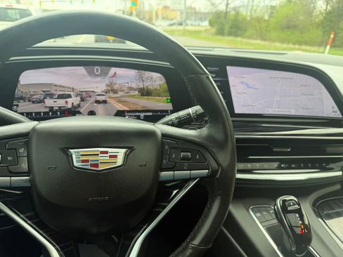 Used 2021 Cadillac Escalade ESV Sport w/ Driver Assist Tech Package image 6