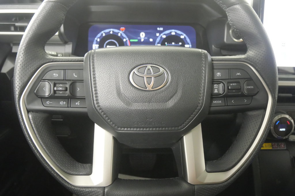 Used 2026 Toyota 4Runner Limited AWD/4WD image 22
