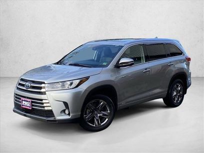 Used 2019 Toyota Highlander Limited Platinum