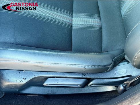 Used 2023 Honda Civic Sport image 25