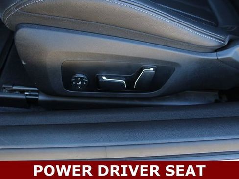 Used 2025 BMW 430i xDrive Coupe w/ M Sport Package AWD/4WD image 3
