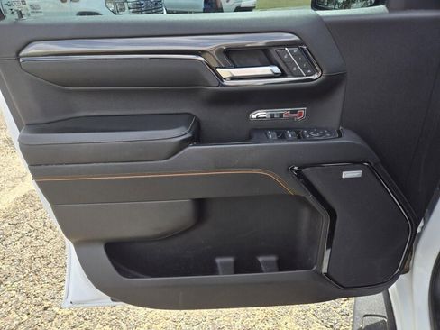 Used 2024 GMC Sierra 1500 AT4 w/ AT4 Premium Package image 20