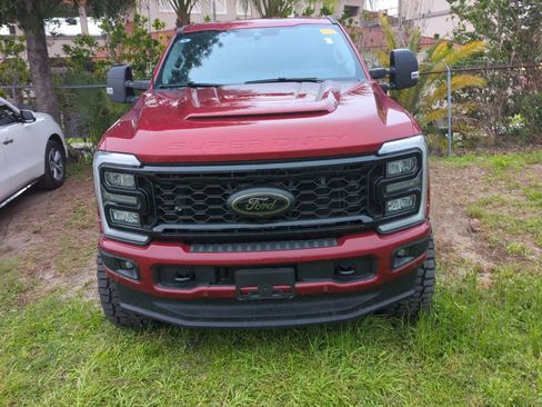 Used 2025 Ford F250 Lariat w/ Lariat Ultimate Package AWD/4WD image 2