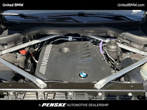 Used 2024 BMW X7 xDrive40i w/ M Sport Package AWD/4WD image 27