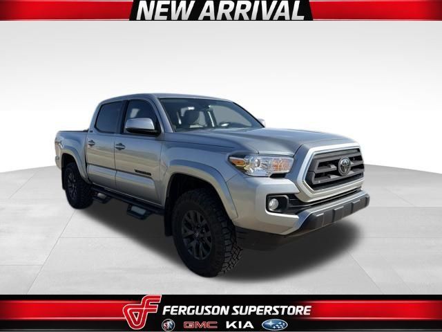 Used 2023 Toyota Tacoma SR5 w/ Technology Package AWD/4WD image 1