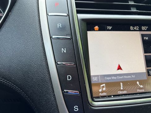 Used 2017 Lincoln MKX Reserve w/ Luxury Package AWD/4WD image 8