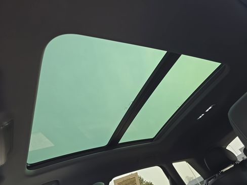 Used 2024 Audi Q4 e-tron Premium Plus w/ Premium Plus image 30