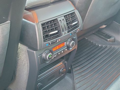 Used 2013 BMW X5 xDrive35i image 16