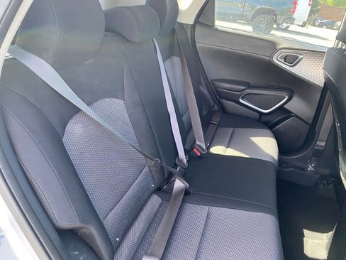 Used 2021 Kia Soul LX image 21