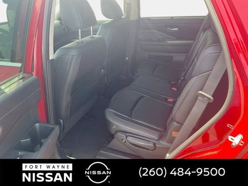 Certified 2024 Nissan Pathfinder SL AWD/4WD image 15