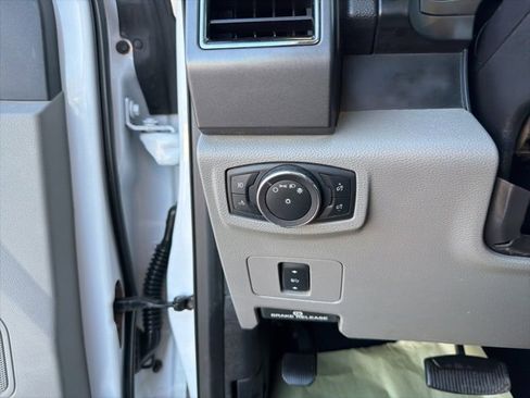 Used 2019 Ford F250 XLT w/ XLT Value Package image 22