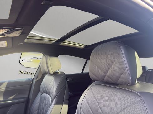 Used 2023 BMW X6 xDrive40i w/ M Sport Package image 24