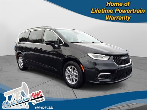 Used 2022 Chrysler Pacifica Touring-L image 10