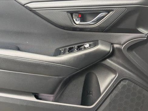 Used 2020 Subaru Outback Premium image 10