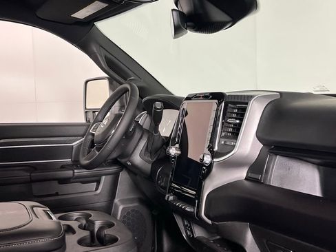 Used 2025 RAM 2500 Big Horn image 30