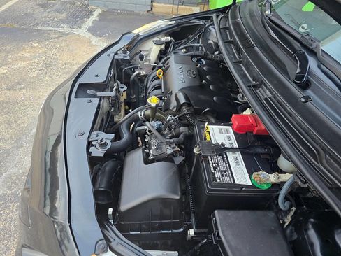 Used 2012 Toyota Yaris Sedan image 39