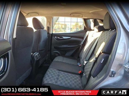 Used 2020 Nissan Rogue Sport SV w/ All-Weather Package image 18