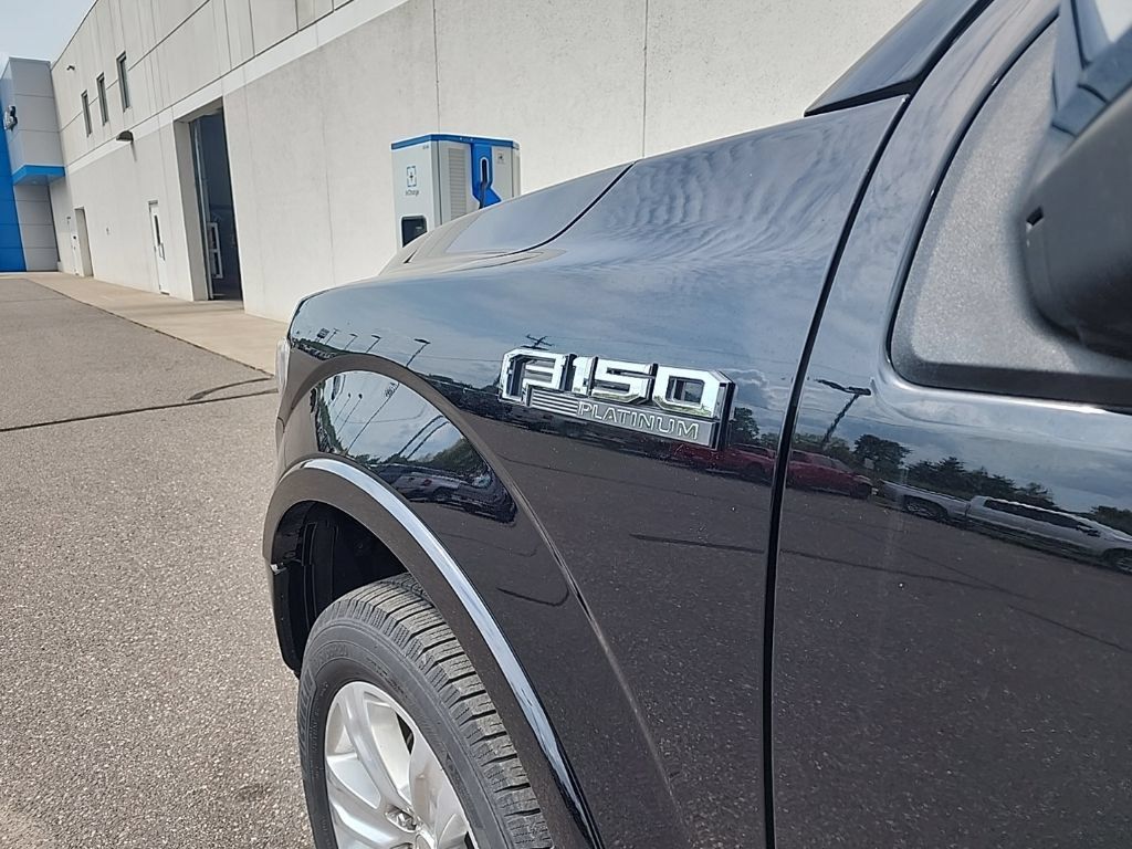 Used 2018 Ford F150 Platinum w/ Technology Package AWD/4WD image 8