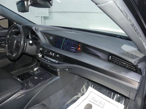 Used 2018 Lexus LS 500 AWD image 25