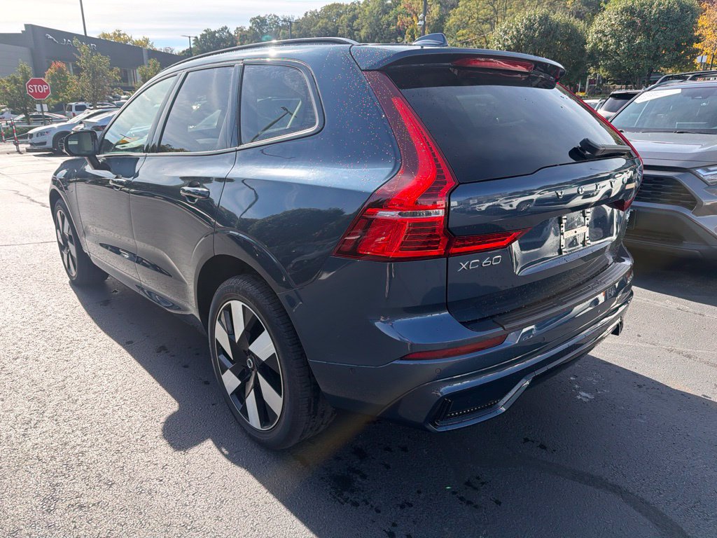 Certified 2025 Volvo XC60 T8 Plus w/ Climate Package AWD/4WD image 2